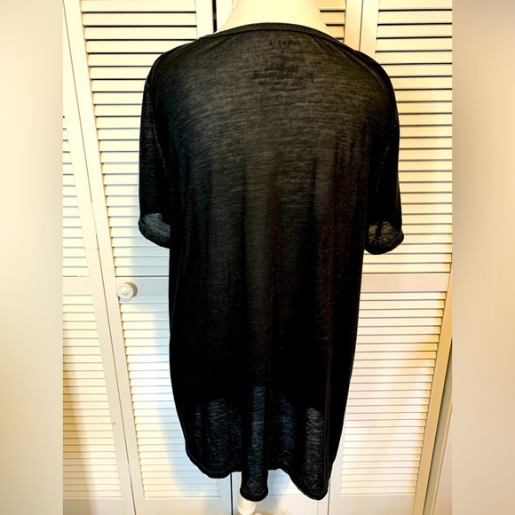 Torrid ‘Be Kind’ Classic Fit t-shirt - Picture 2 of 3